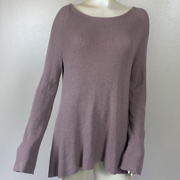 Beautiful women’s TROUVÉ sweater bell sleeves open back cashmere blend - Picture 2 of 9